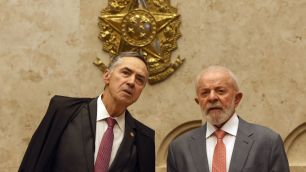 Barroso disse a Lula considerar Messias, Pacheco e Dantas preparados para o STF