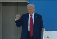 Donald Trump chega a Israel após acordo de cessar-fogo em Gaza