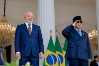 Lula é recebido no Palácio Merdeka para reunião com presidente da Indonésia