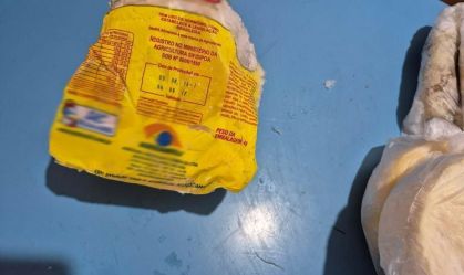 Frango congelado vencido há 8 anos é apreendido em mercado no RS