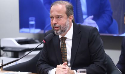 Vamos defender cortar gastos de Itaipu para baratear energia, diz Silveira