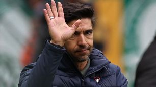 Abel Ferreira joga a toalha e diz que Brasileirão está "entregue" ao Flamengo