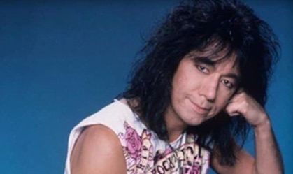 Morre Ace Frehley, ex-guitarrista e fundador do Kiss, aos 74 anos, diz site