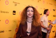 Alice Carvalho se surpreende com repercussão de "O Agente Secreto"