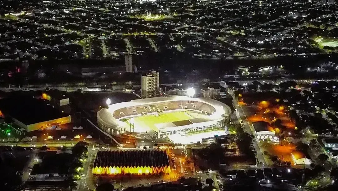 Arena Fonte Luminosa, casa da Ferroviária