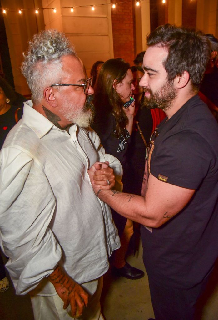 Augusto Nascimento prestigia desfile de Ronaldo Fraga no SPFW