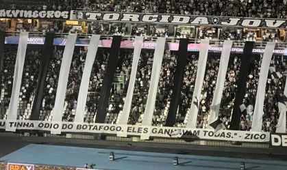 Torcida do Botafogo usa frase de Zico para provocar o Flamengo em clássico