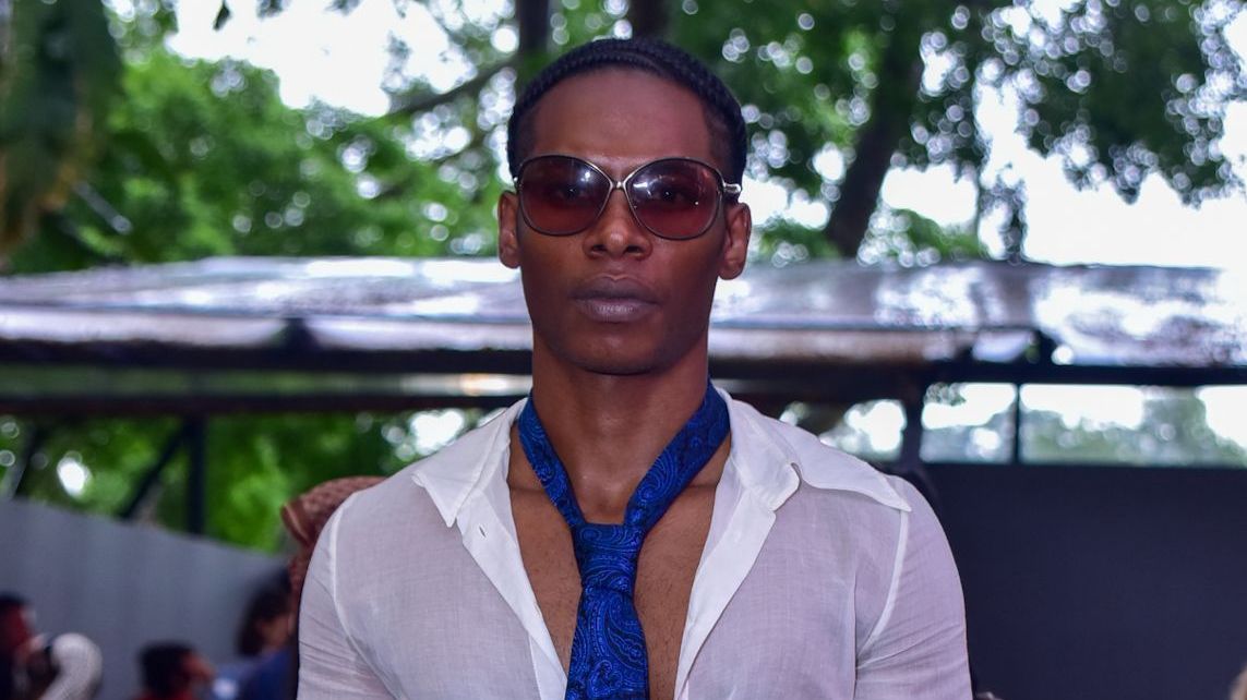 Breno Ferreira chegou para assistir aos desfiles do São Paulo Fashion Week