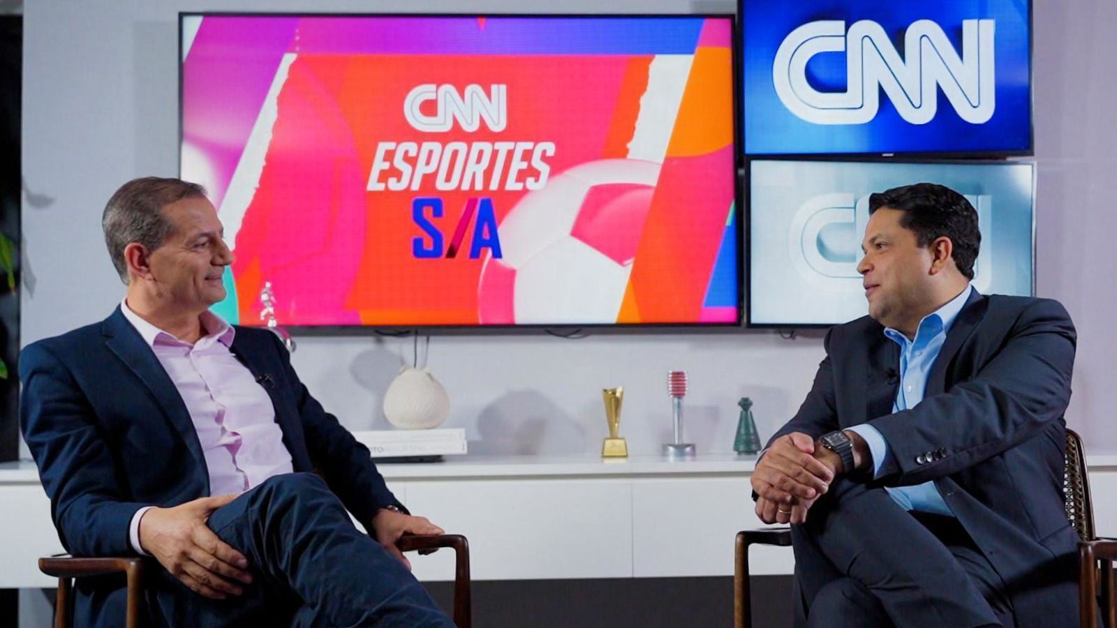 CNN Esportes S/A com Sálvio Spínola, ex-árbitro e comentarista de arbitragem