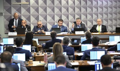Na CPMI do INSS, governistas barram pedidos contra Frei Chico e Lupi
