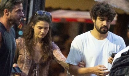 Caio Castro faz rara aparição ao lado da namorada; veja