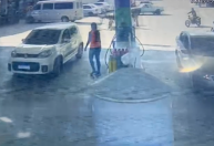 Mulher é morta a tiros por ex-companheiro em posto de combustível em PE