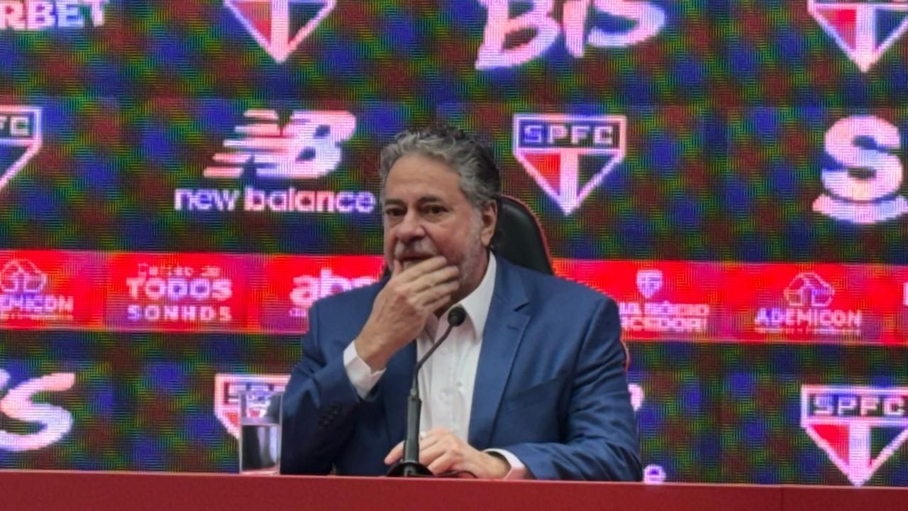 Casares durante coletiva