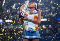 Coco Gauff se junta a Serena Williams com série histórica em quadras duras