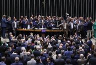 Câmara sorteia novos nomes para relatoria de ação sobre motim no plenário