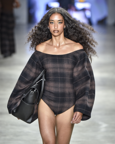 Desfile da Dendezeiro no SPFW N60 • Danilo Grimaldi/ @agfotosite