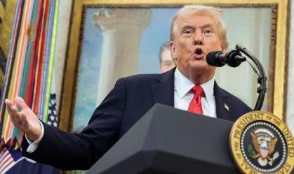 Trump diz que bloqueio de tarifas pode causar "desastre econômico" nos EUA