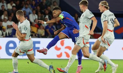 França empata com Islândia e vê Ucrânia se aproximar nas Eliminatórias