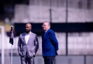 Corinthians traça plano para 2026 com corte de gastos e possíveis saídas