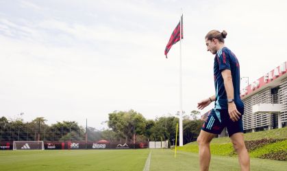 Flamengo tem dúvida no meio para enfrentar o Palmeiras