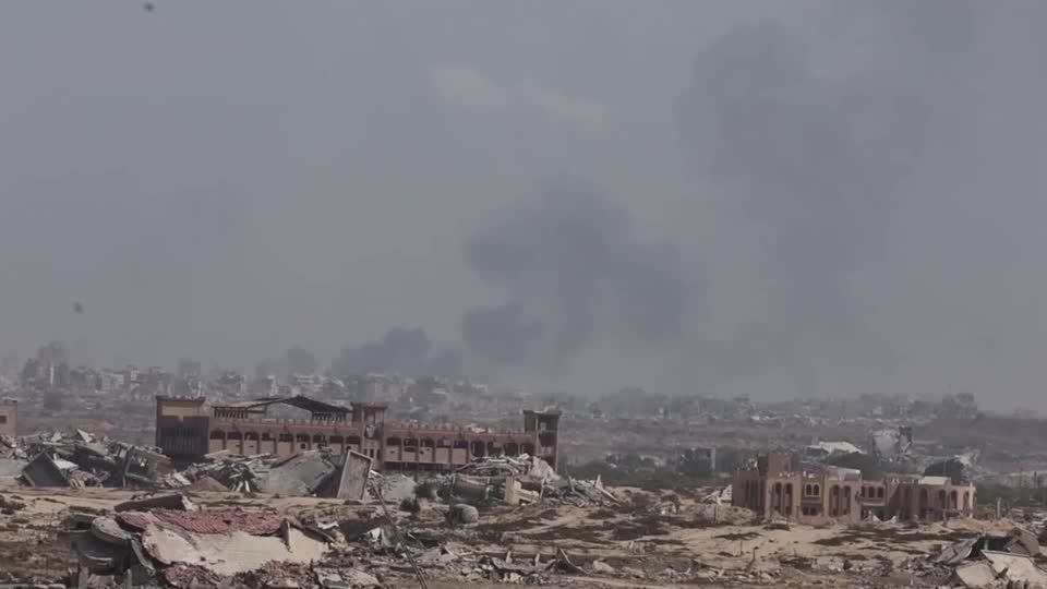 Fumaça de ataques de israel na Faixa de Gaza