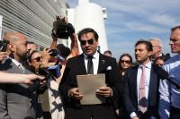 George Santos, ex-deputado de origem brasileira, é solto da prisão nos EUA