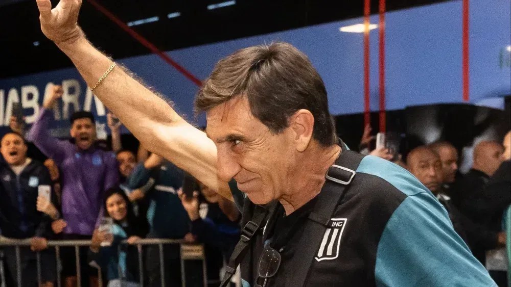 O técnico Gustavo Costas comanda o Racing na Copa Libertadores