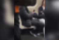 Vídeo: homem se masturba em trem de SP e é flagrado por passageira