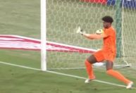 Veja falha de Hugo Souza, do Corinthians, em gol do Japão