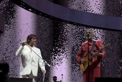 Roberto Carlos participa de último show da turnê de Gilberto Gil em SP