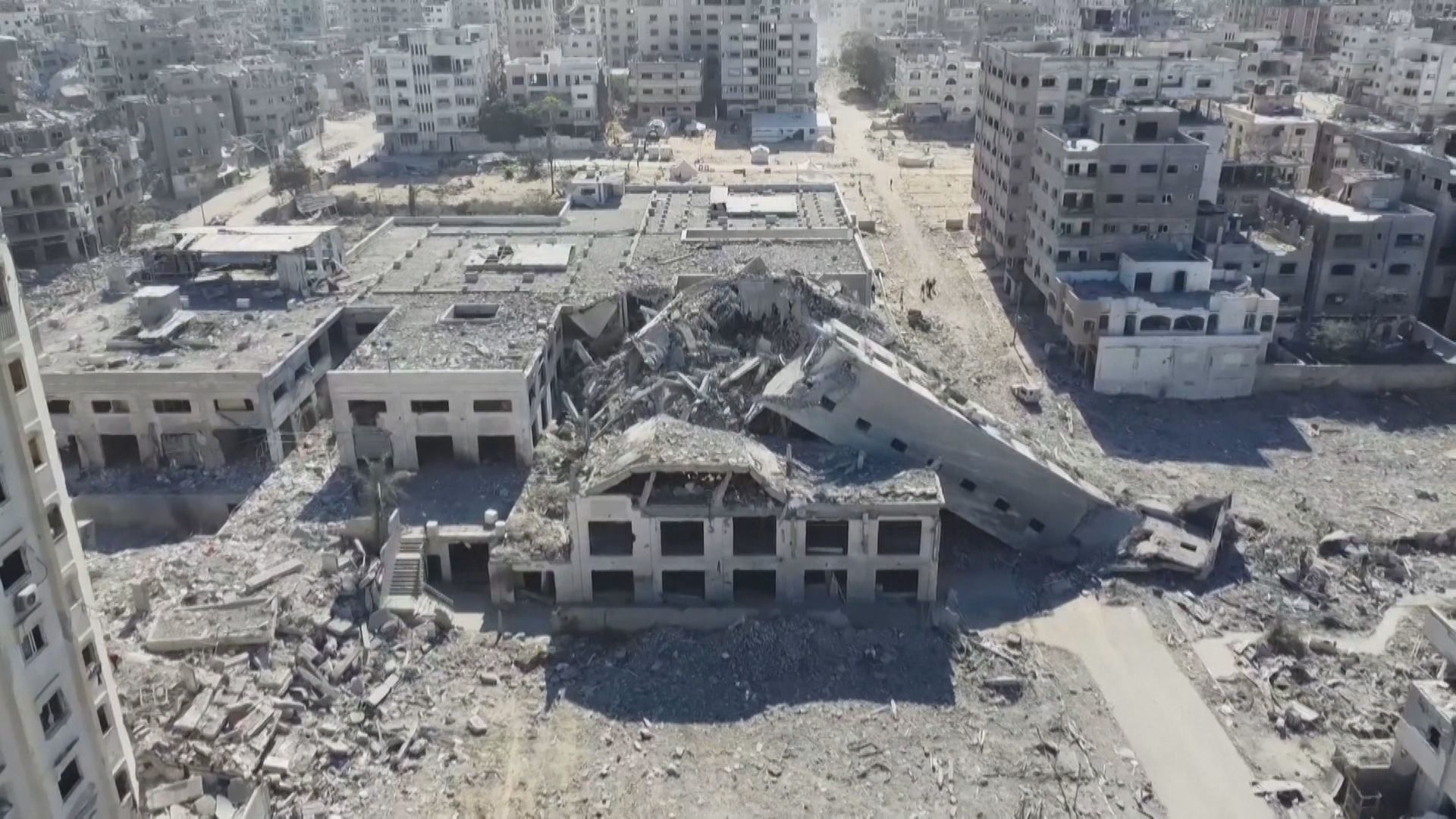 Imagens de drones mostram grande destruição na Cidade de Gaza