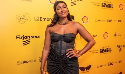 Iza prestigia estreia de "O Agente Secreto", no Festival do Rio