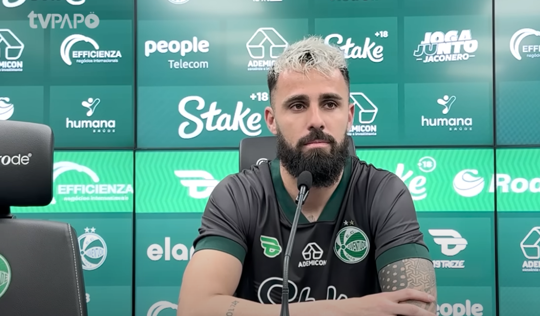 Jandrei, goleiro do Juventude