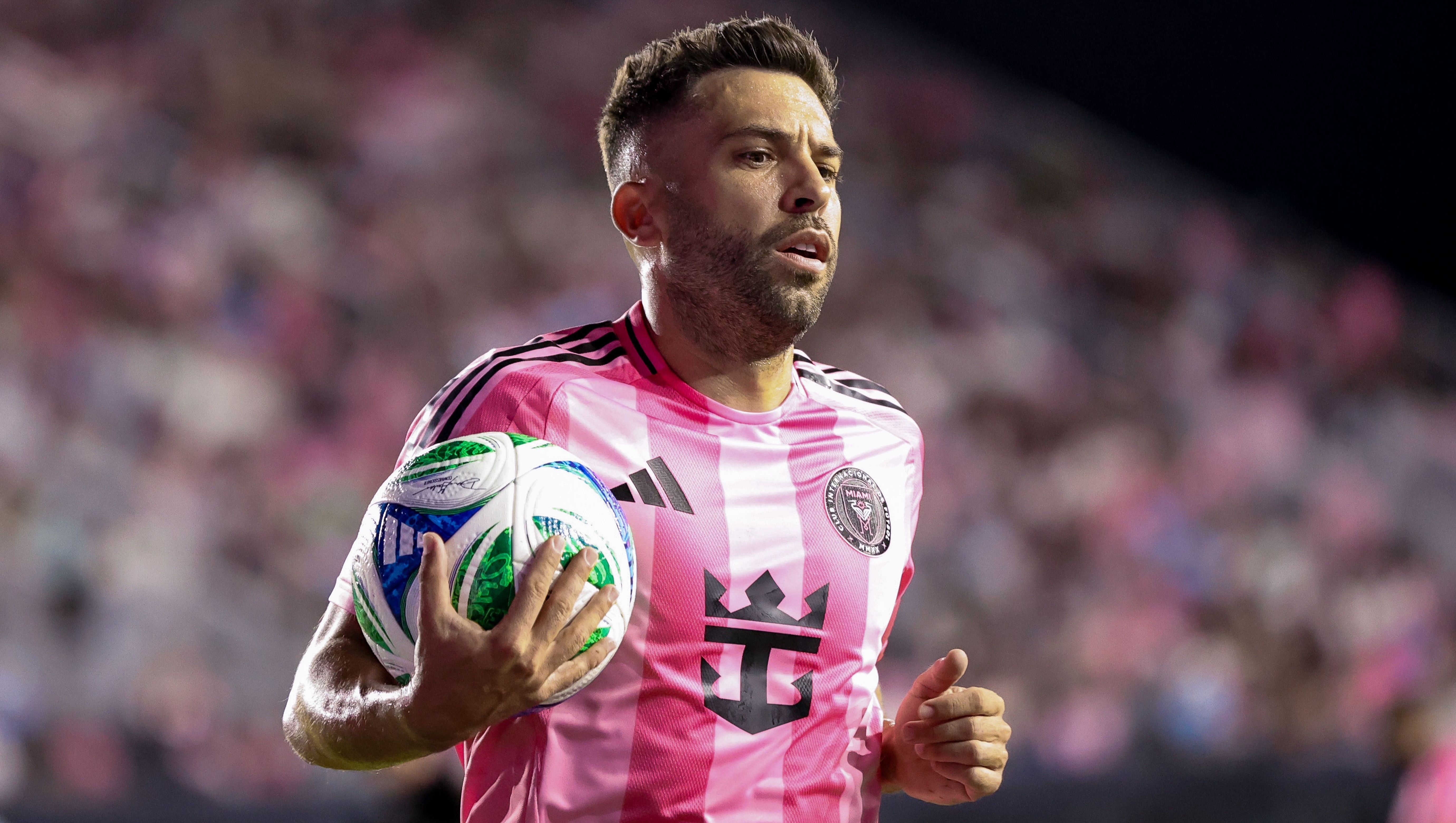 Jordi Alba anuncia aposentadoria ao final da temporada