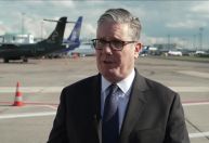 Policiais foram enviados para sinagogas em todo o Reino Unido, diz premiê