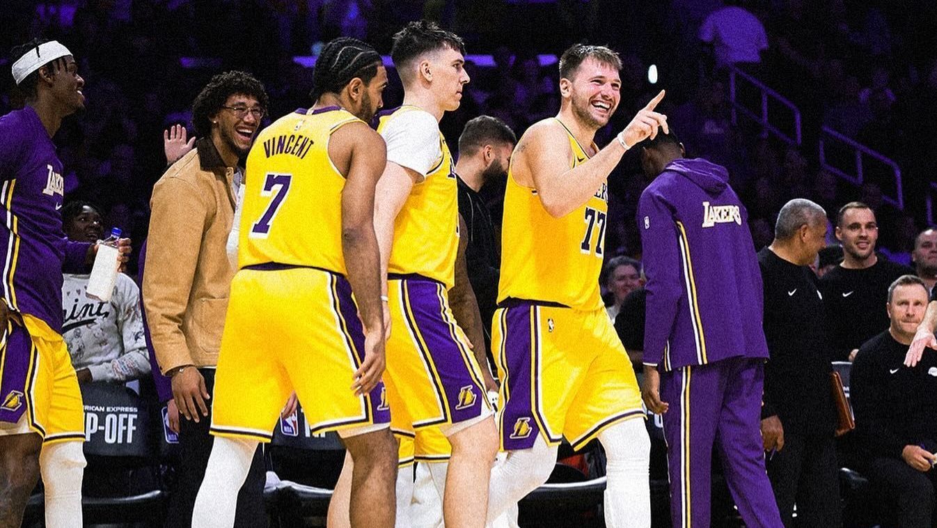 Lakers vencem Wolves por 128 a 110