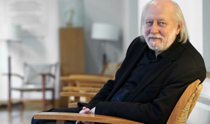 Duas obras do vencedor do Nobel de Literatura de 2025 chegarão ao Brasil