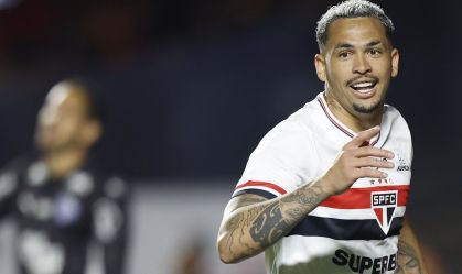 Luciano desabafa após 100º gol pelo São Paulo: "Ameaçam minha família"