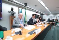 Vieira rejeita militarização e diz que movimentações no Caribe são “graves”