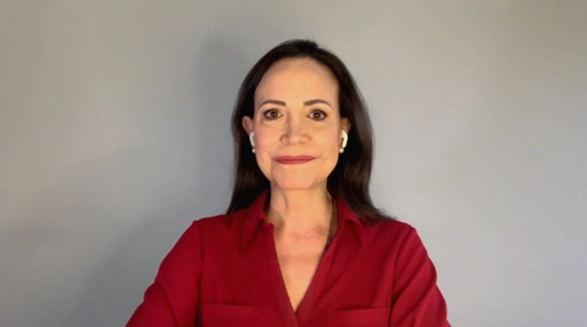 “Estou aqui”: María Corina diz que chegou à Venezuela após meses no exílio
