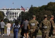 Governo Trump recruta agentes federais para policiar Washington
