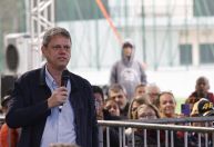 "Troca o CEO que o Brasil volta a funcionar", diz Tarcísio