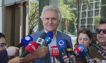 Ou é carne, ou é peixe, diz Caiado sobre Sabino querer ficar no governo