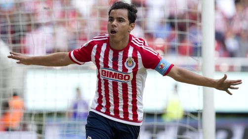 Omar Bravo atuando pelo Guadalajara