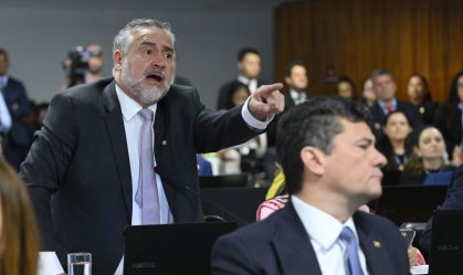 Na CPMI, Pimenta se exalta e é repreendido por presidente da comissão