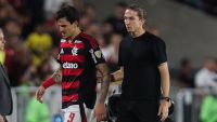 Pedro sofre fratura e pode desfalcar Flamengo em decisão da Libertadores