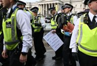 Reino Unido amplia poderes da polícia para repressão de protestos