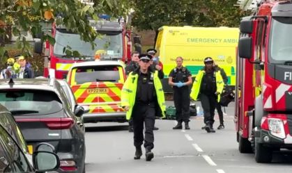 Polícia britânica diz que agente armado pode ter matado vítima em sinagoga