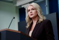 Casa Branca diz que Trump considera Maduro um presidente "ilegítimo"