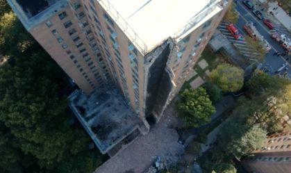 Prédio desaba parcialmente em Nova York